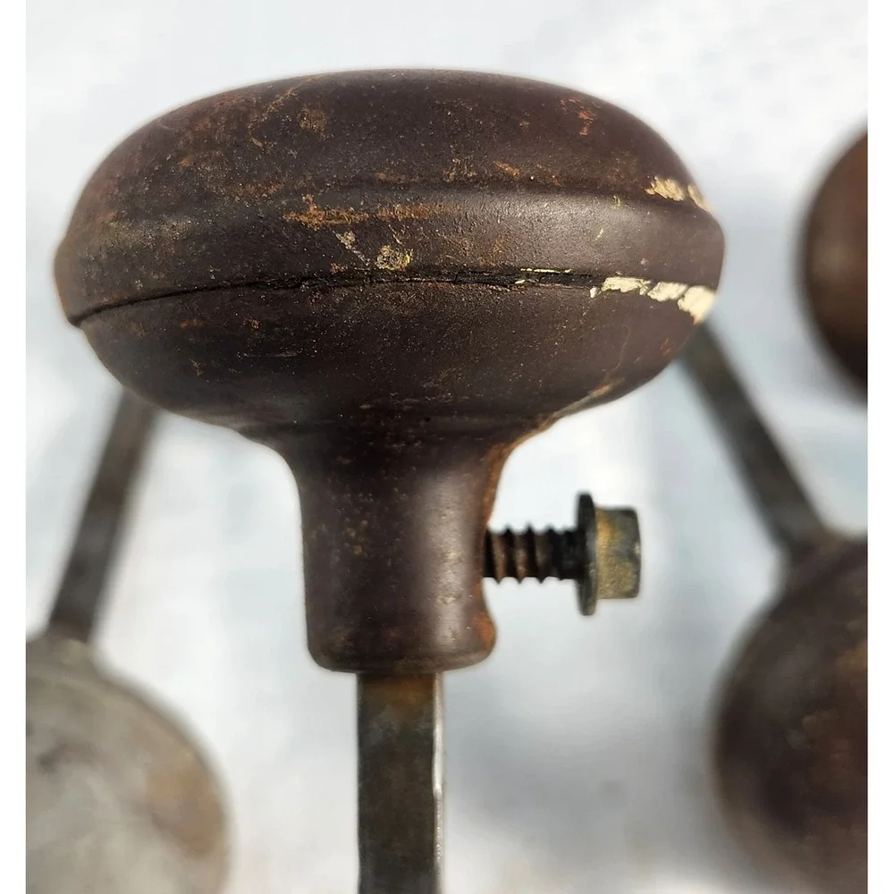 Antique Vintage 1930's Metal Door Knobs (6)